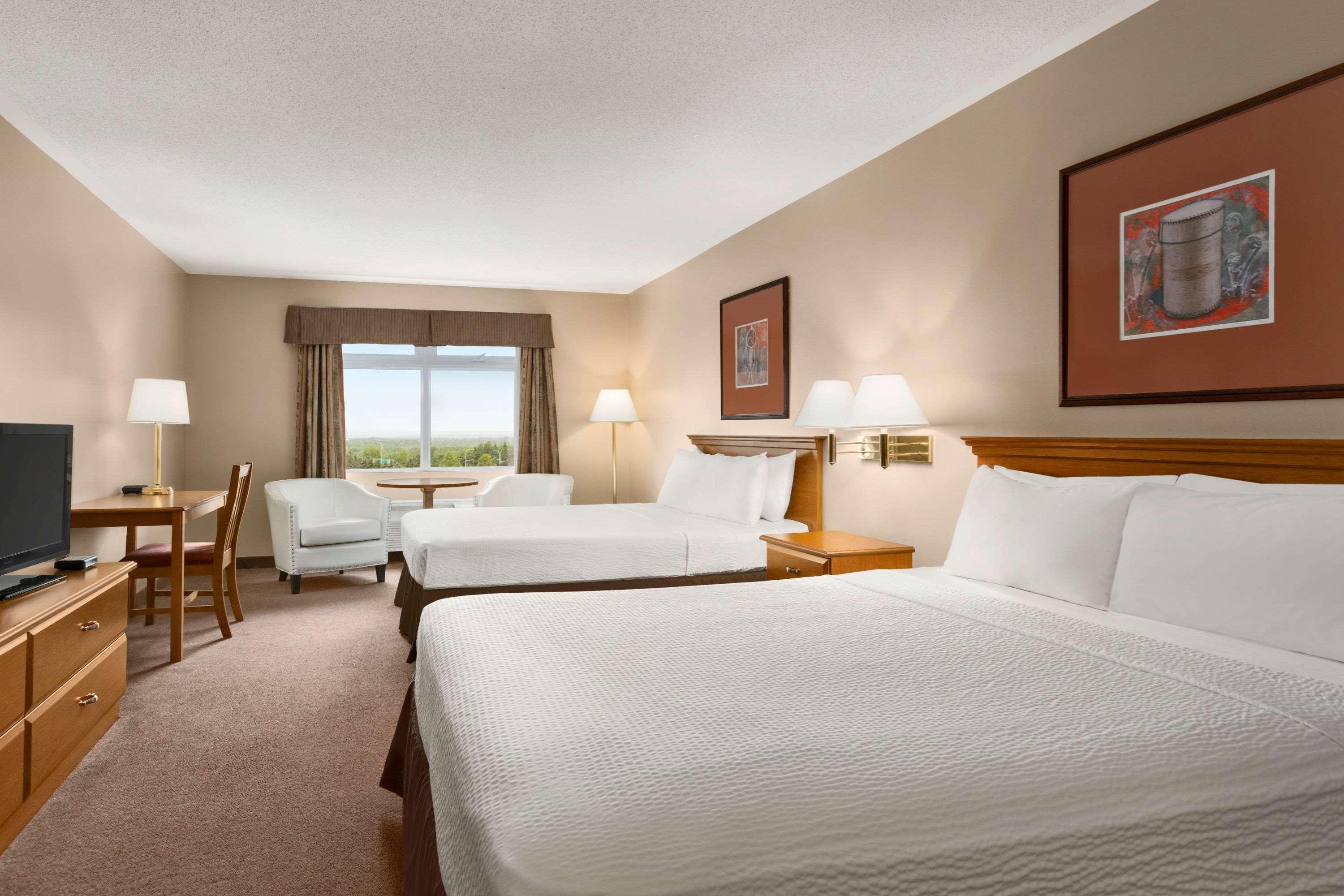 Days Inn By Wyndham Oromocto Conference Centre Esterno foto